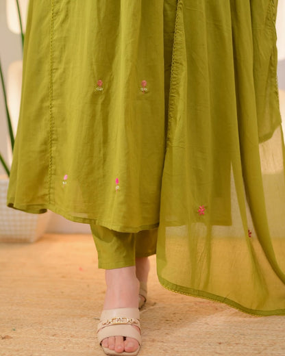 Olive Garden Threadwork A Line Mul Cotton Suit