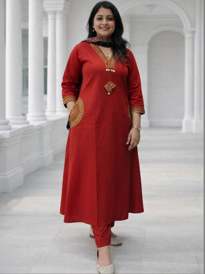 Women Ethnic Motifs Embroidered Regular Thread Work Kurta with Trousers & With Dupatta